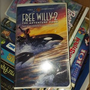 Free Willy 2 & 3 VHS